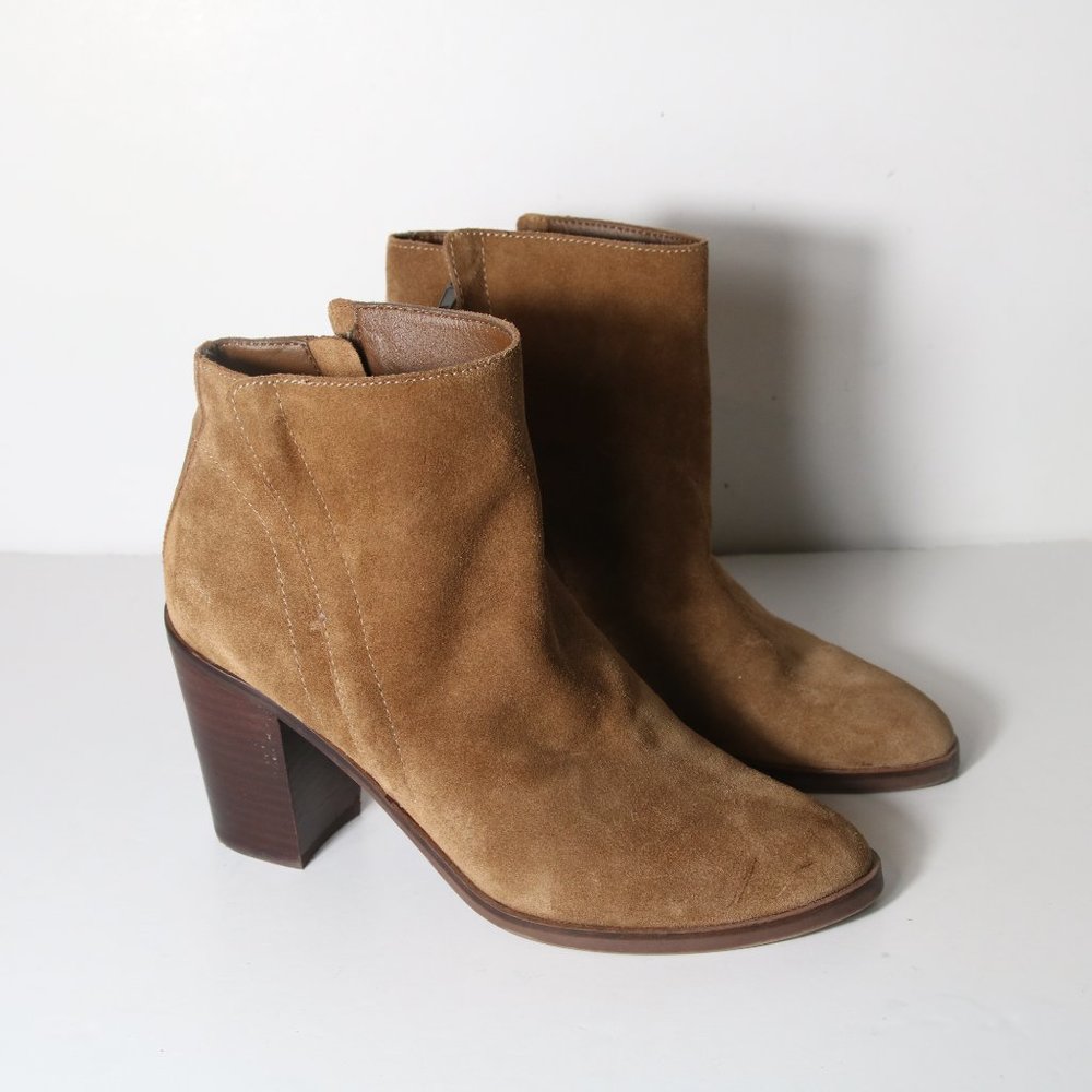 Dolce Vita Stunna Heeled Ankle Boots Size 9.5 Shoes Brown Suede Almond Toe